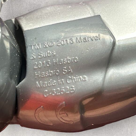 Marvel Hasbro Avengers 2013 War Machine 12" Action Figure Titan Hero Series - Picture 8 of 8